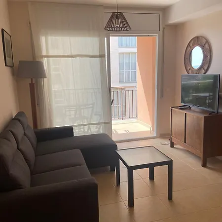 Acogedor Y Bonito En El Centro كوماروغا